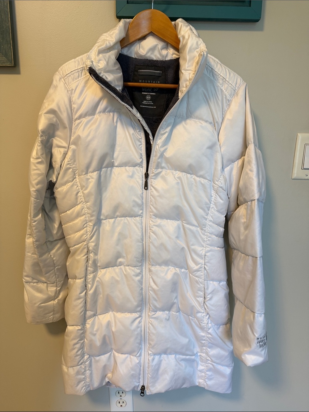 Mountain Hardwear Quilted Insulated Puffer Jacket